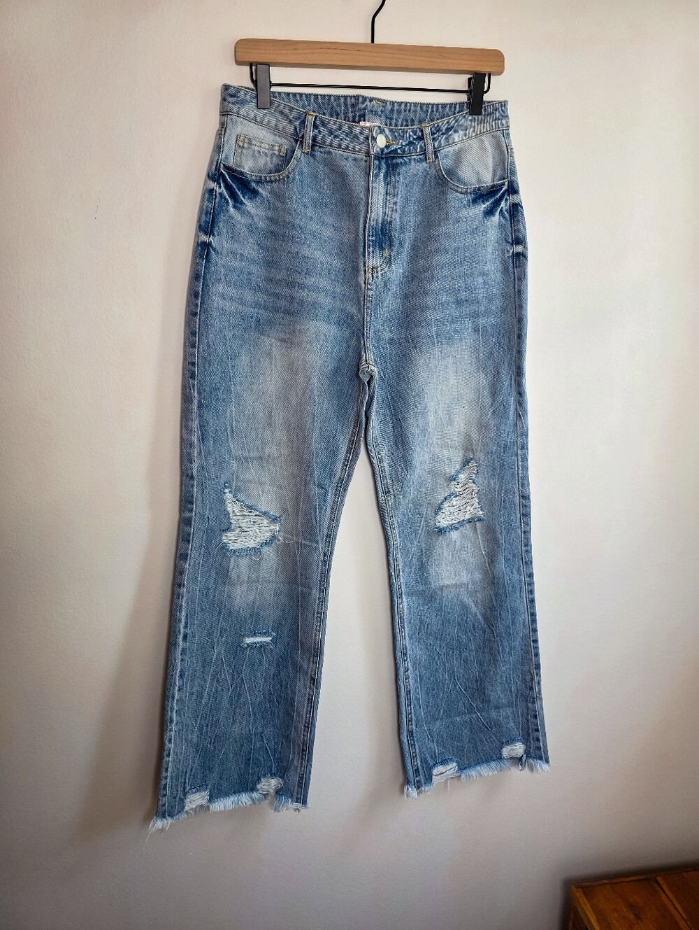 So Me Distressed Denim Boutique Jeans NWT
